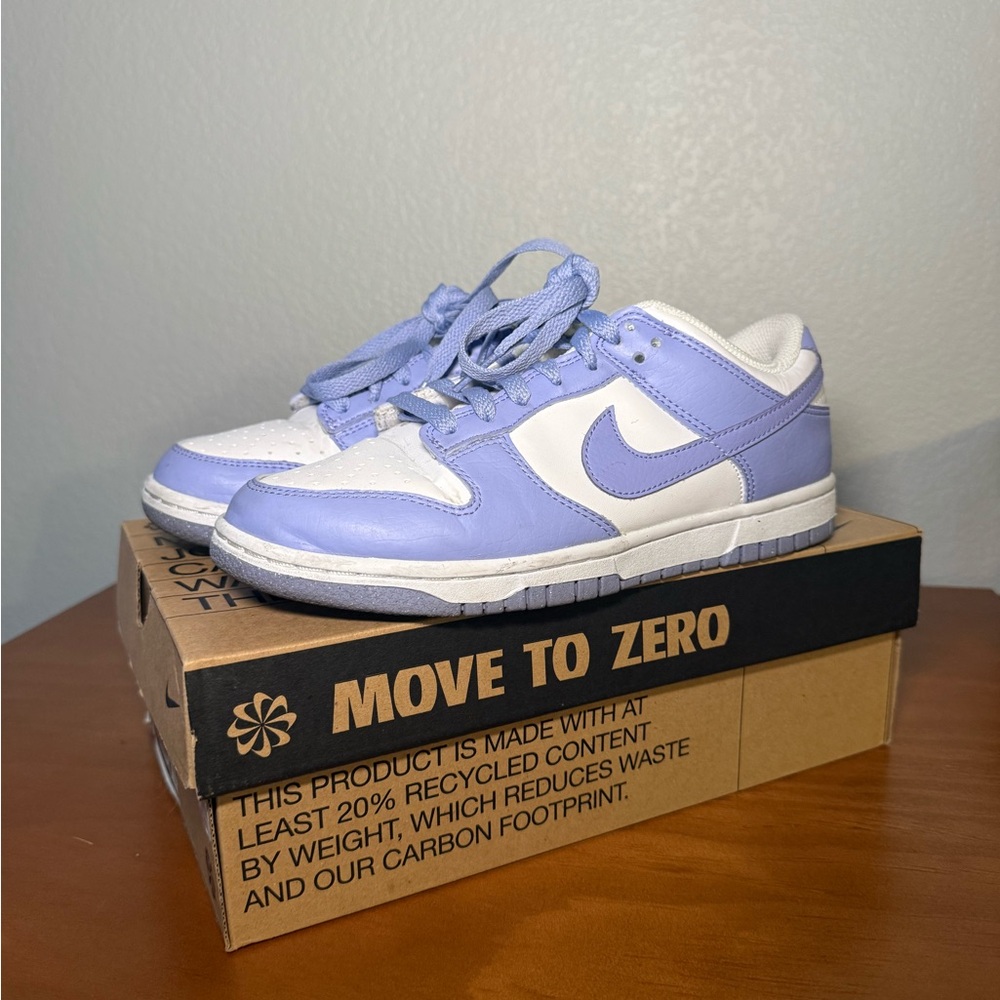 Nike Women's Pastel Purple and White Sneakers